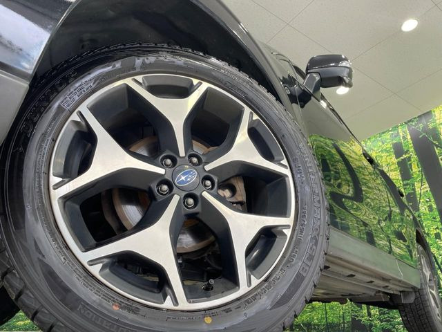 �y����18�C���`�A���~�z�C�[���z�O�ςɃ}�b�`���������A���~�z�C�[���𑕒����Ă���܂��B�e��ЊO�A���~�z�C�[����A�X�^�b�h���X�^�C�����戵�����Ă���܂��B���񂲑��k����������