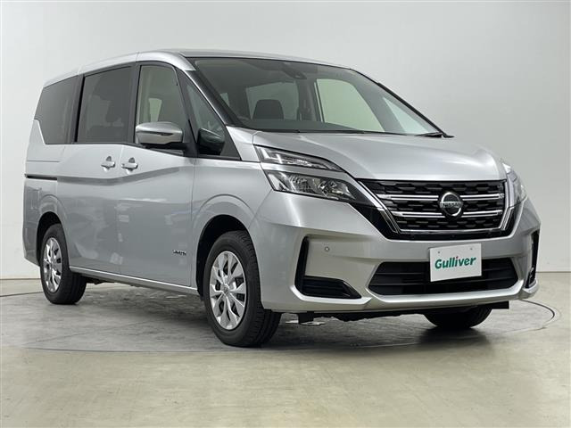 セレナ2.0 B 4WD