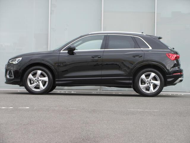 Q335 TFSI アドバンスド