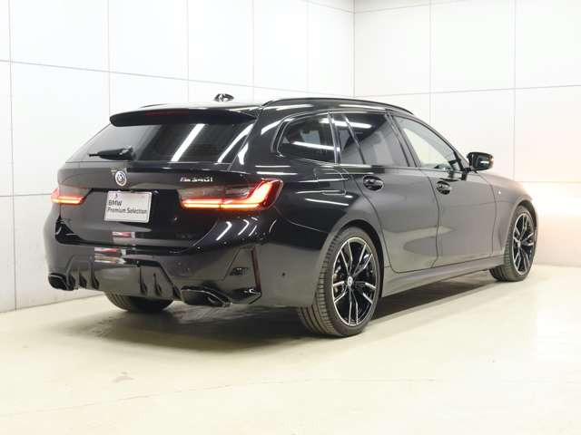 3シリーズツーリングM340i xドライブ 4WD