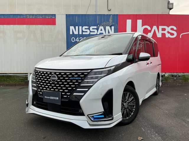 セレナ1.4 e-POWER AUTECH