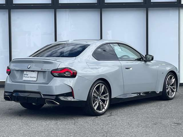 2シリーズクーペM240i xドライブ 4WD