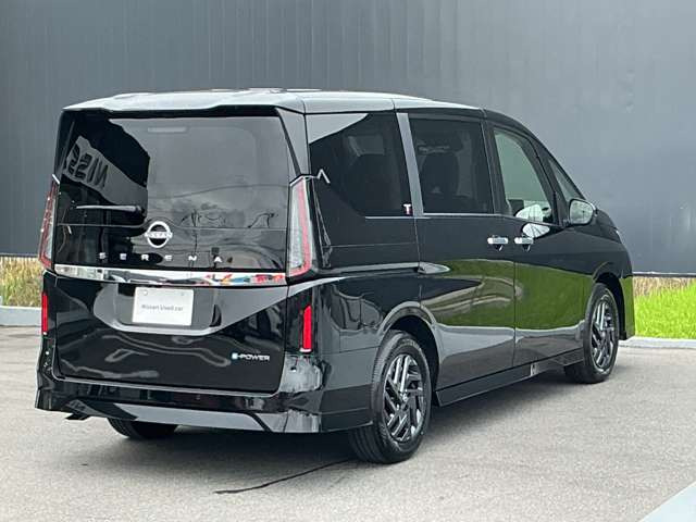 セレナ1.4 e-POWER ハイウェイスターV