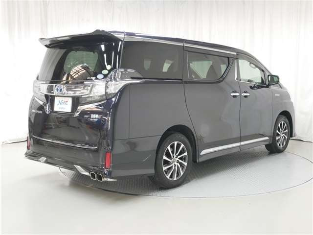 ヴェルファイアハイブリッド 2.5 ZR E-Four 4WD