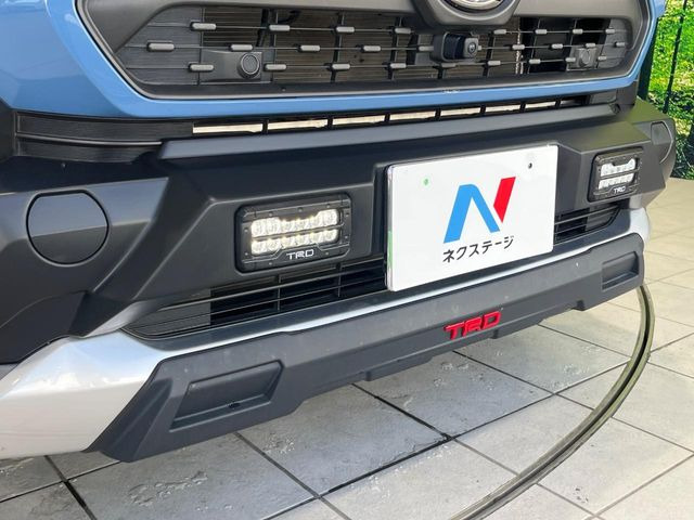 【TRDエアロ】人気のTRDエアロを装備!クルマの外観がよりスタイリッシュになり、街中で存在感あふれる1台に♪将来買い替える時にもリセールに影響しやすく、価値ある人気の装備です!