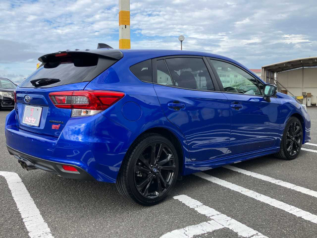 インプレッサスポーツ2.0 STI スポーツ