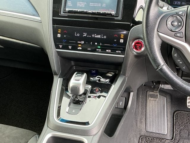 シャトル1.5 ハイブリッド X ホンダセンシング