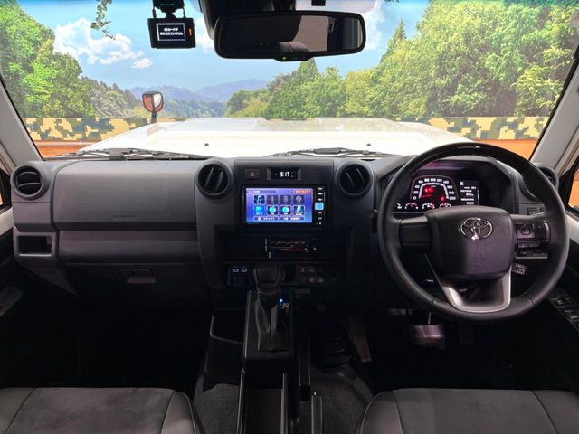 ランドクルーザー702.8 AX ディーゼル 4WD