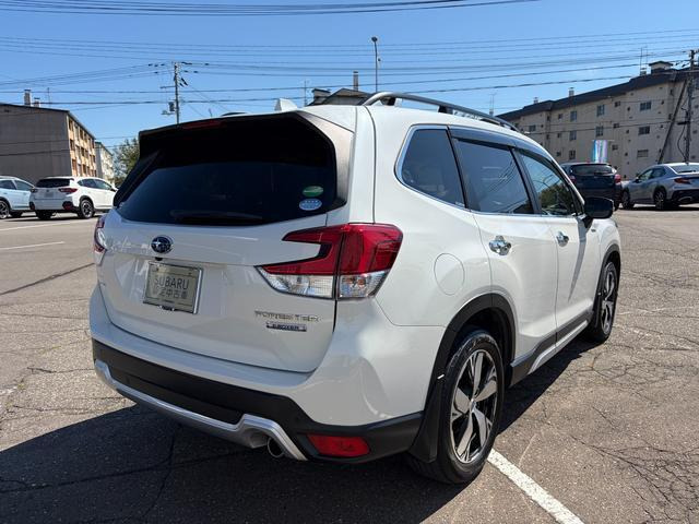 フォレスター2.0 アドバンス 4WD