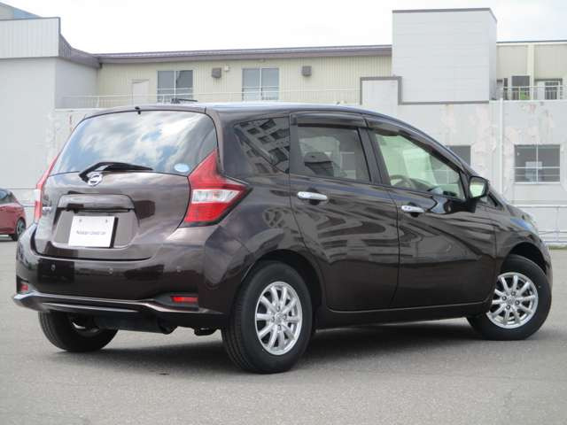 ノート1.2 X FOUR 4WD