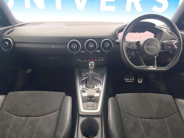 TTクーペ2.0 TFSI クワトロ Sラインパッケージ 4WD