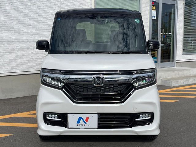 弊社では、全車『修復歴なし』のお車のみ取り扱っております。専任バイヤーによる厳選した仕入れの後、入庫後の車両チェックを行い、ネクステージが認定した高品質な中古車をご提供しております。