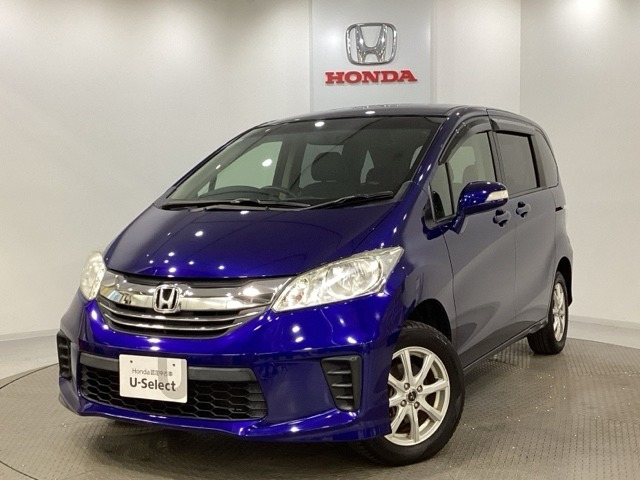 フリード1.5 G プレミアムエディション 4WD