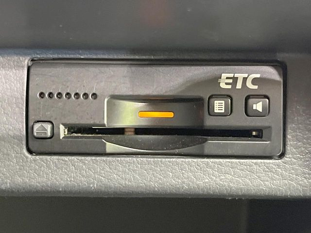 【ETC】高速道路の料金所をストレスなく通過!話題のスポットやサービスエリアに多い「スマートIC」利用時は必須のアイテムです。当店でセットアップを実施、ご納車当日からすぐにご利用いただけます!