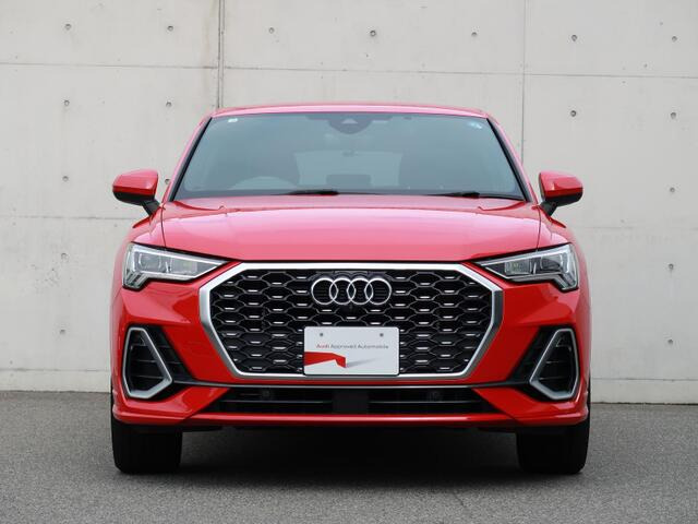 Q3