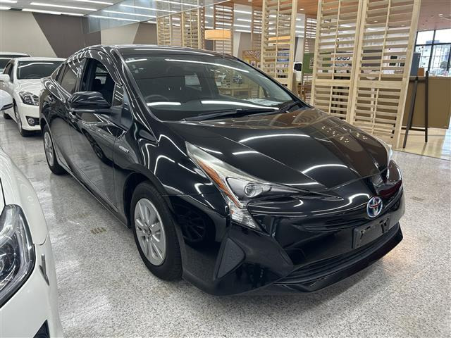 プリウス1.8 S