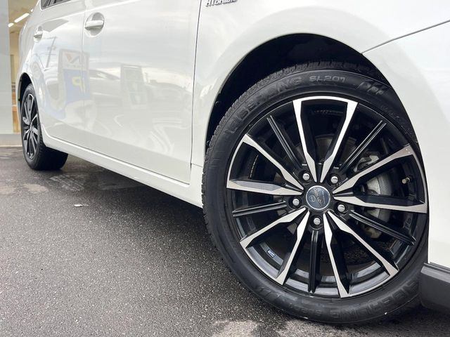 �y17�C���`�A���~�z�C�[���z�O�ςɃ}�b�`�����A���~�z�C�[���𑕒����Ă���܂��B�e��A���~�z�C�[����A�X�^�b�h���X�^�C�����戵�����Ă���܂��B���񂲑��k����������