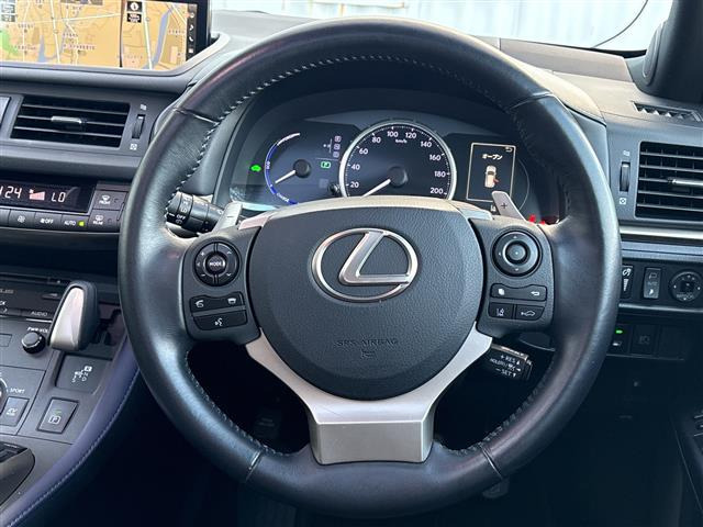 CT200h ブラック シークエンス