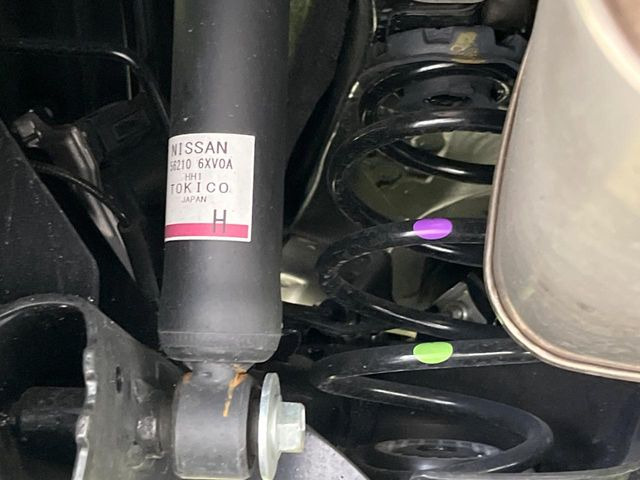 お車を安心してお乗りいただく為には、足回りの定期点検が欠かせません。サービスサポート(有償保証)では無料点検もご提供しており、安心のカーライフをお過ごしいただけるサポート体制が整っています。