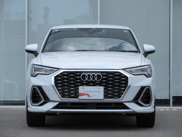 Q3