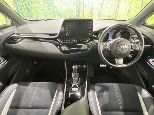 C-HRハイブリッド 1.8 S GR スポーツ