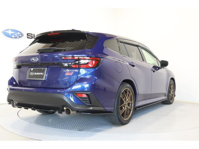 レヴォーグ2.4 STI スポーツR EX 4WD