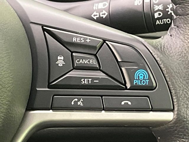 セレナ1.2 e-POWER ハイウェイスターV