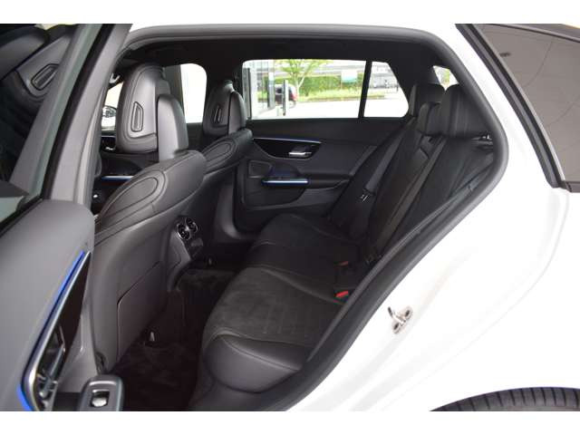 CクラスワゴンC220d スポーツ (ISG)