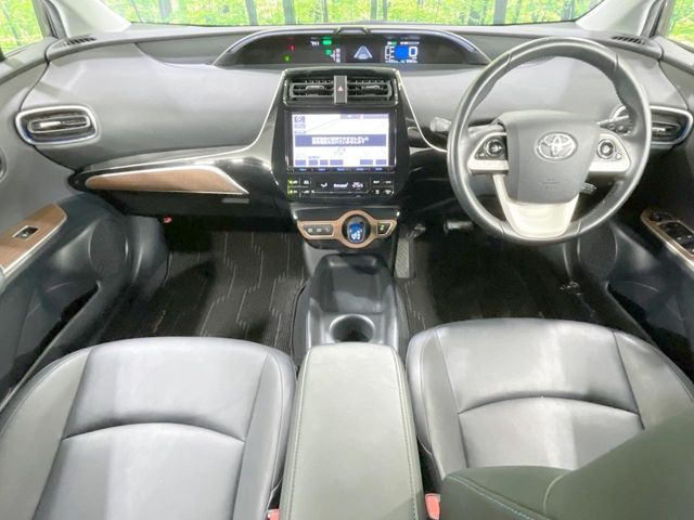 プリウス1.8 S ツーリングセレクション