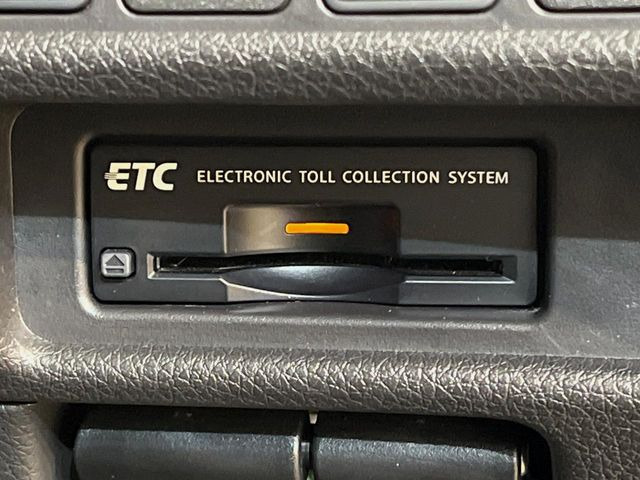【ETC】高速道路の料金所をストレスなく通過!話題のスポットやサービスエリアに多い「スマートIC」利用時は必須のアイテムです。当店でセットアップを実施、ご納車当日からすぐにご利用いただけます!
