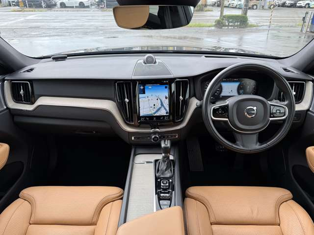 XC60T5 AWD インスクリプション 4WD
