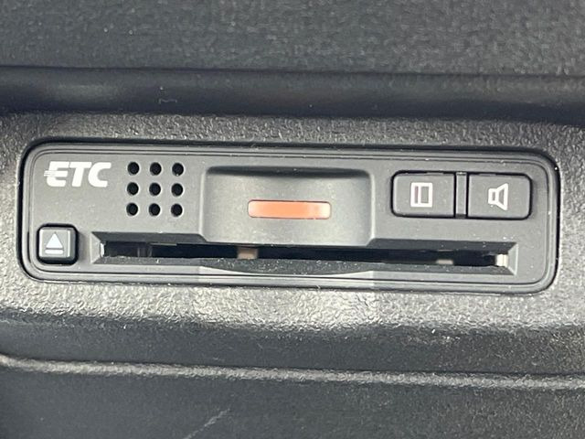 【ETC】高速道路の料金所をストレスなく通過!話題のスポットやサービスエリアに多い「スマートIC」利用時は必須のアイテムです。当店でセットアップを実施、ご納車当日からすぐにご利用いただけます!