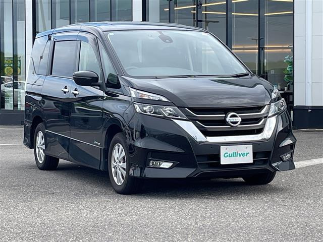セレナ2.0 ハイウェイスター プロパイロット エディション 4WD