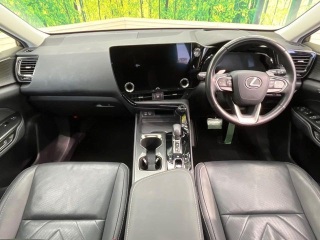NX350h バージョンL