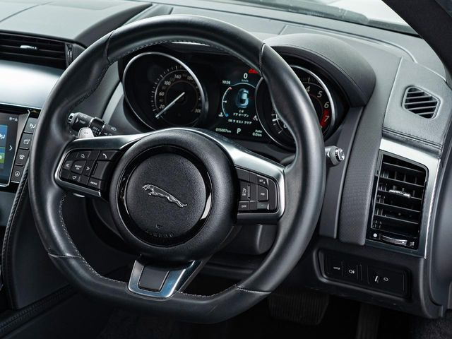 Fタイプクーペ2.0L P300