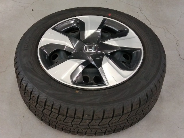 フィット1.5 ハイブリッド L ホンダセンシング 4WD
