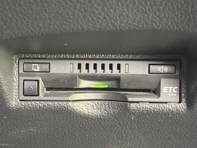【ETC】高速道路の料金所をストレスなく通過!話題のスポットやサービスエリアに多い「スマートIC」利用時は必須のアイテムです。当店でセットアップを実施、ご納車当日からすぐにご利用いただけます!
