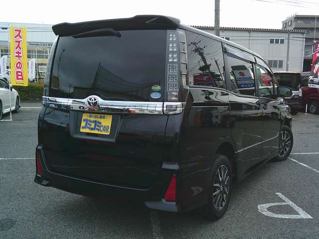 ヴォクシー2.0 ZS 4WD