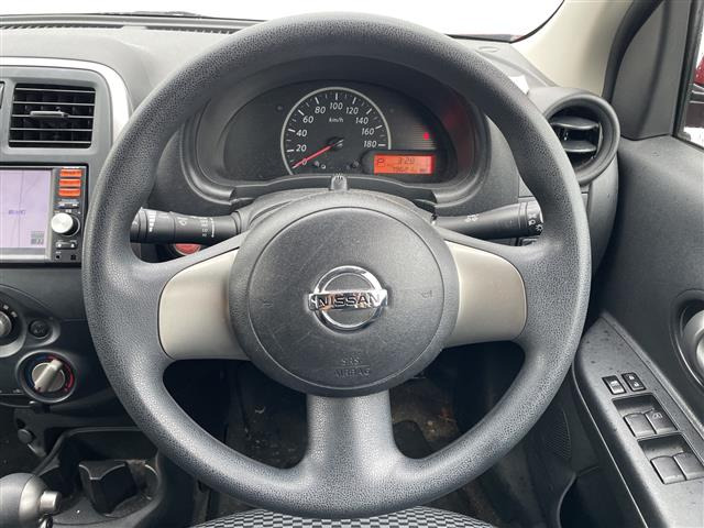 マーチ1.2 X FOUR Vセレクション 4WD