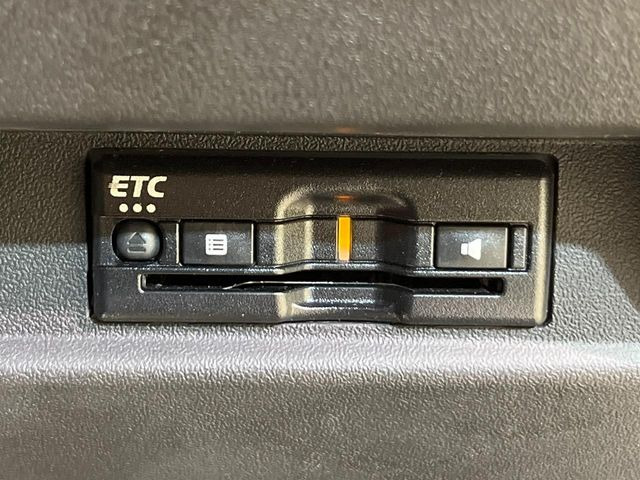 【ETC】高速道路の料金所をストレスなく通過!話題のスポットやサービスエリアに多い「スマートIC」利用時は必須のアイテムです。当店でセットアップを実施、ご納車当日からすぐにご利用いただけます!