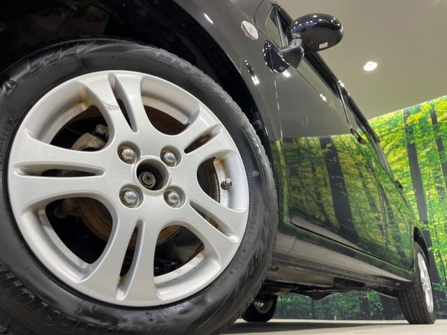 �y14�C���`�A���~�z�C�[���z�O�ςɃ}�b�`�����A���~�z�C�[���𑕒����Ă���܂��B�e��A���~�z�C�[����A�X�^�b�h���X�^�C�����戵�����Ă���܂��B���񂲑��k����������