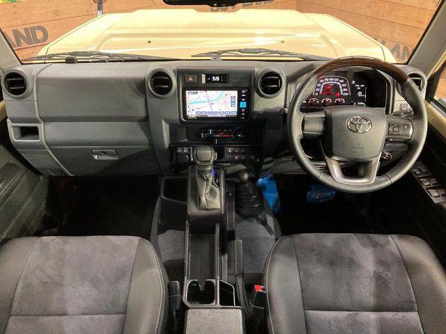 ランドクルーザー702.8 AX ディーゼル 4WD