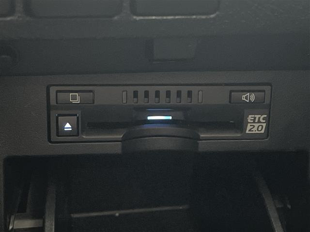 アルファードハイブリッド 2.5 エグゼクティブ ラウンジ S E-Four 4WD
