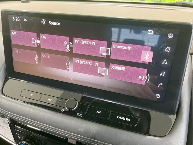【大画面ナビ】人気の大型12インチナビを装備。存在感のある大画面はインパクト大!ナビ利用時のマップ表示は見やすく、テレビやDVDは臨場感がアップ!いつものドライブがグッと楽しくなります♪