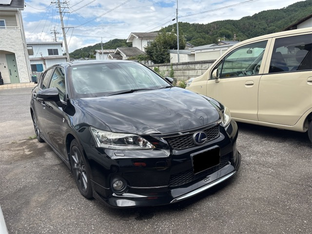 CT200h Fスポーツ