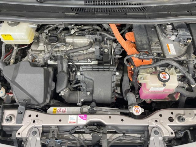 親切・丁寧な専門メカニックスタッフが応対!・車検・点検整備・事故等の修理などアフターサービスも安心。お車のカスタマイズもネクステージのサービススタッフまでご相談ください!