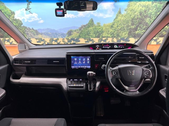 ステップワゴン1.5 スパーダ