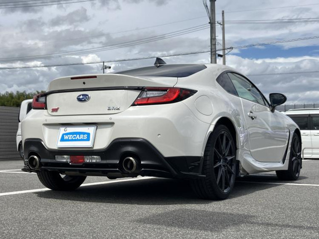 BRZ2.4 STI スポーツ