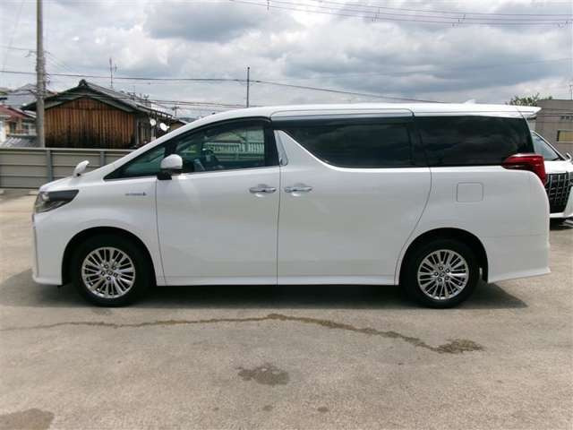 アルファードハイブリッド 2.5 S E-Four 4WD