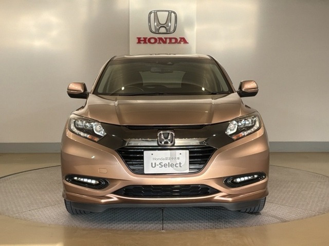 ヴェゼル1.5 ハイブリッド Z ホンダセンシング 4WD